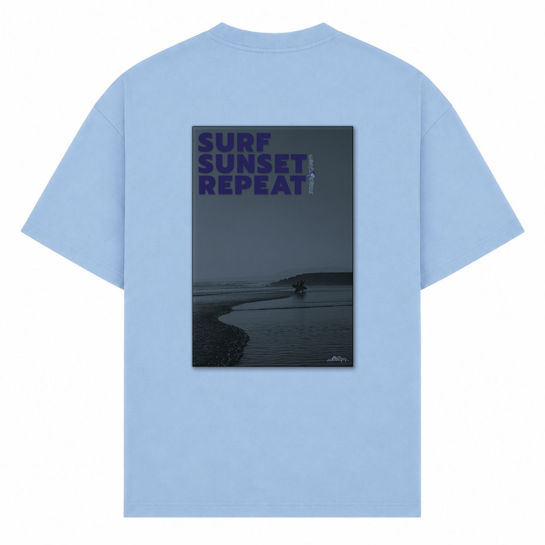 SPIRIT OF THE OCEAN | T-Shirt SURF SUNSET REPEAT - powder blue - Rueckseite